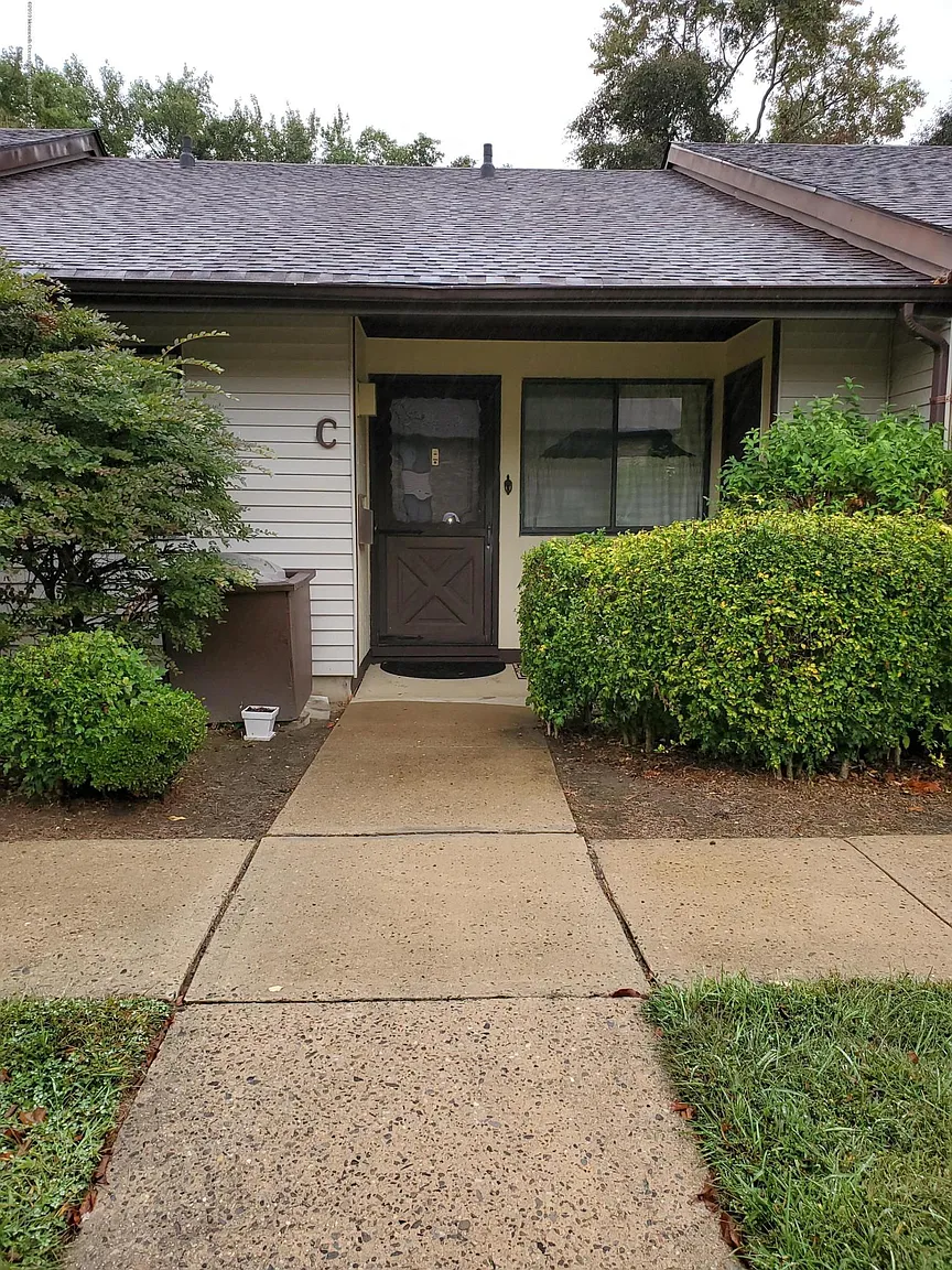 70 Overlook Way Unit C photo 1