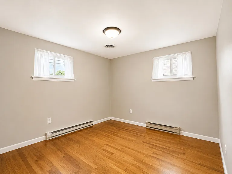 401 N 7th Ave — Photo 10