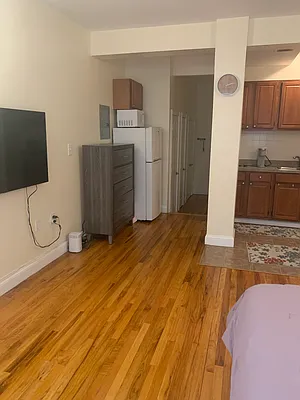 Rented by Corcoran | media 9