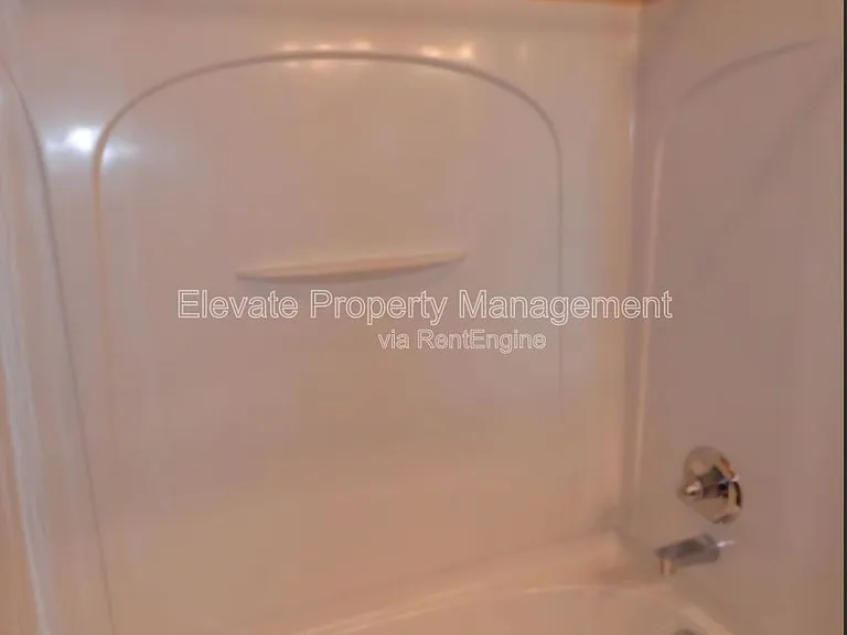 2200 Kintyre Rd — Photo 4