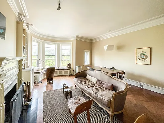 Sold by Compass | media 2