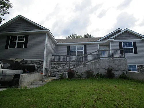 1011 Joanne Dr Photo 1