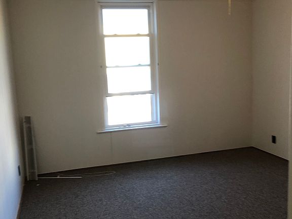 bedroom, window faces south for great light.