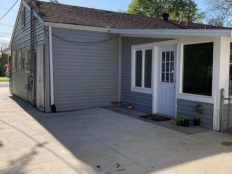 13400 Locust St — Photo 19
