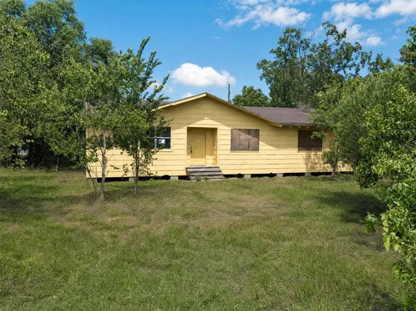 16419 W Crosby St, Crosby, TX 77532