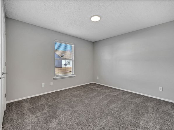 fayetteville-arkansas-448578802 picture