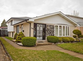3046 Dora St, Franklin Park, IL
