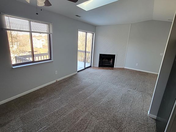 3rd image of 2055 Woodtrail Dr