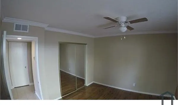 1405 Vegas Valley Dr — Photo 7