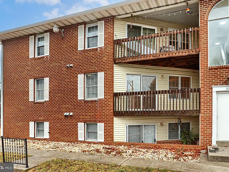 2712 Lisburn Rd #201 — Photo 28
