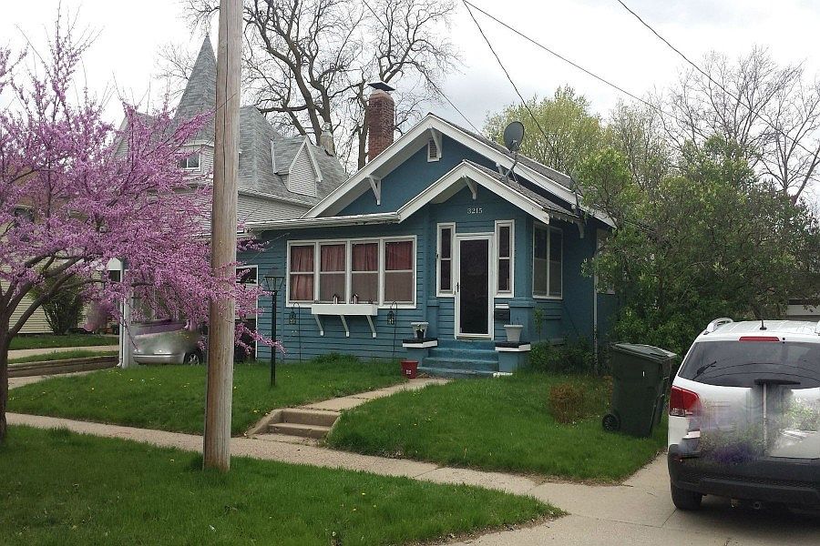 3215 Jennings St, Sioux City, IA 51104 Zillow