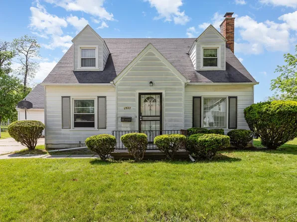 2933 Martindale St, Saginaw, MI 48601