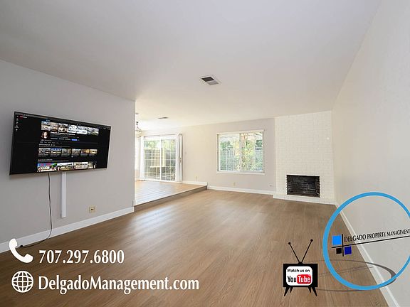 3rd image of 312 Durham Ct