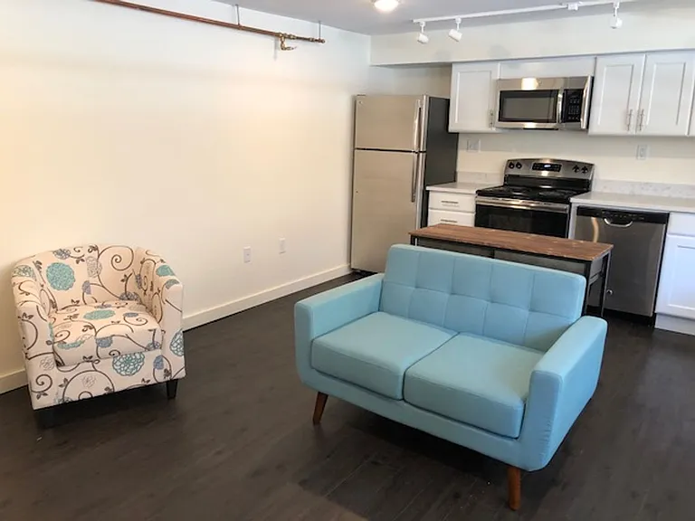 306 N Cayuga St #1A — Photo 4