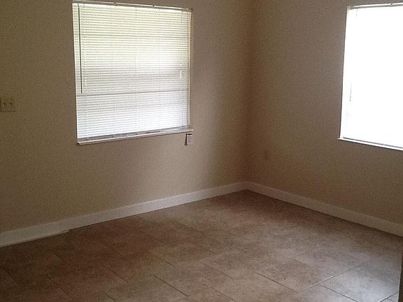 4th image of 1216 E Hazzard Ave APT B