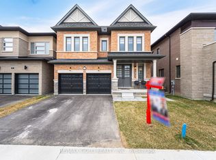 15 Duxbury Rd, Brampton, ON L6R 4E3