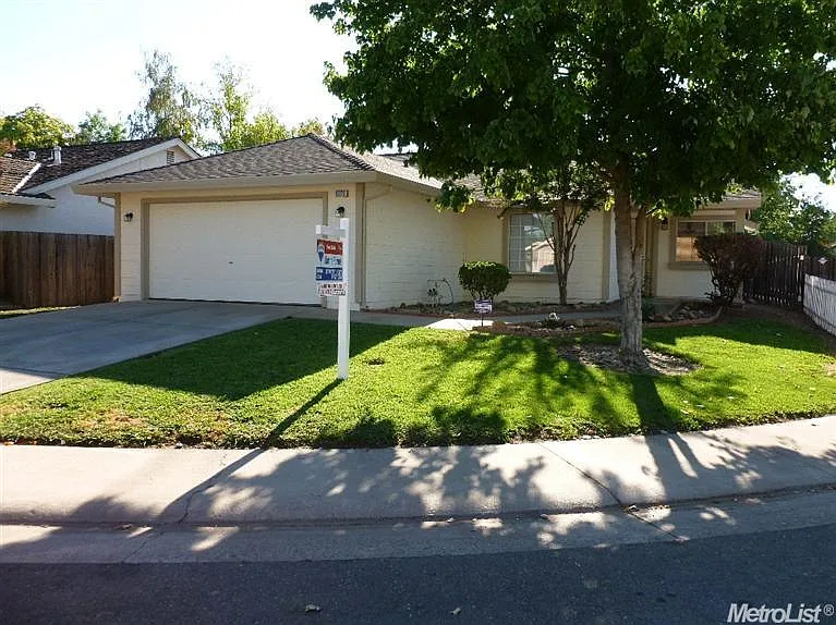 8320 Blue Quail Ct photo 1