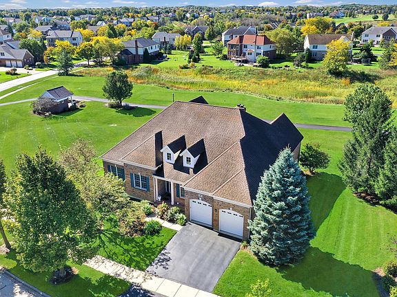 4th image of 19 Eagle Ridge Dr
