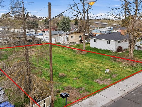 5th image of 1528 N Buell Street