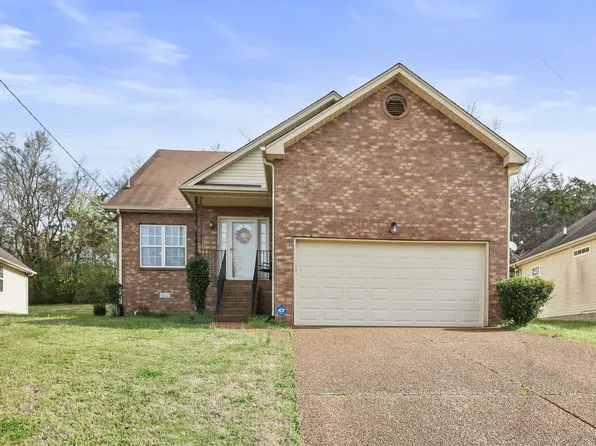 1021 Chateau Valley Ct, Nashville, TN 37207