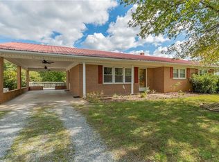492 Louya Rd, Lexington, NC 27292