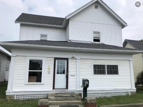 828 E Market St, Washington Court House, OH 43160