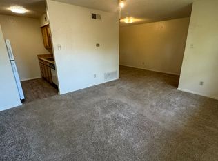808 N Austin St APT 4, Denton, TX 76201