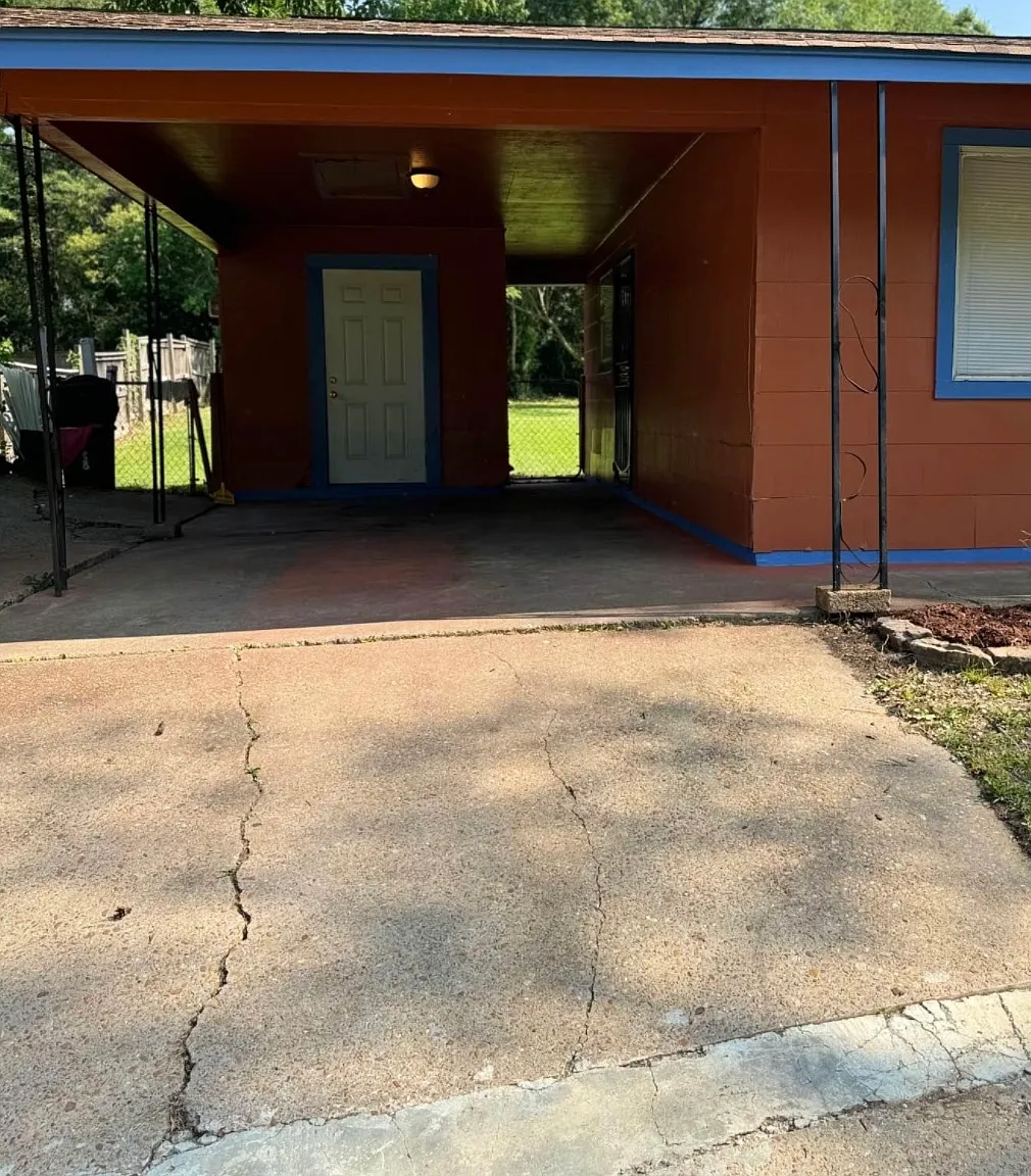 3 bed, 1118 sqft, $1,250 — Photo 2