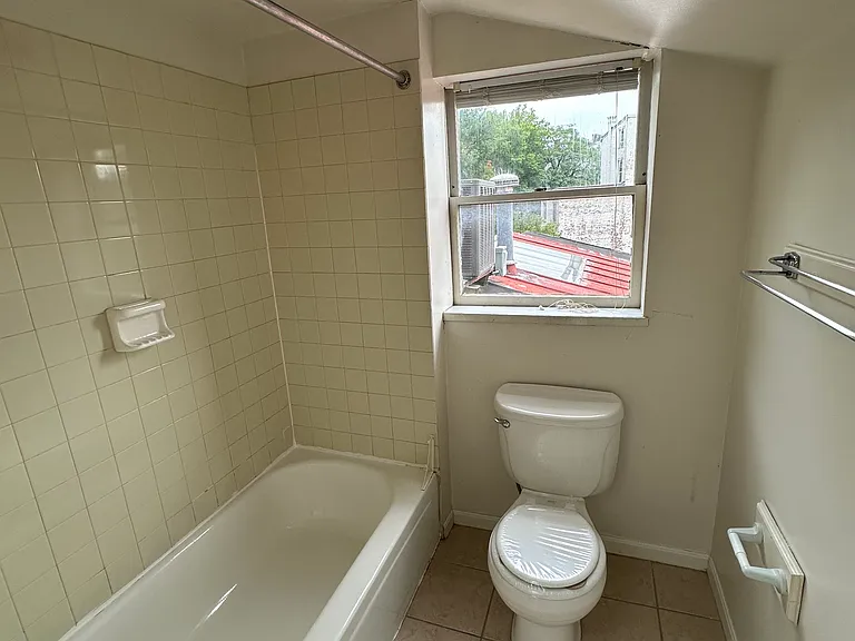 10 W Hollister St #1 — Photo 20
