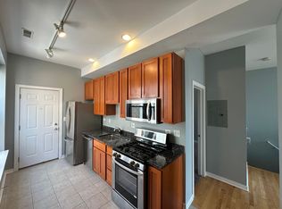 2143 N Western Ave APT 3F, Chicago, IL 60647