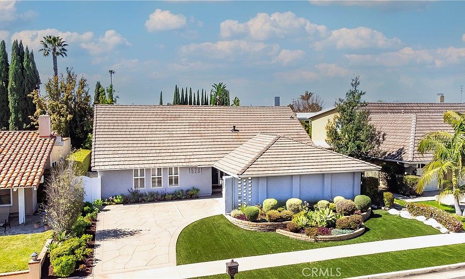 1st image of 15201 Touraine Way