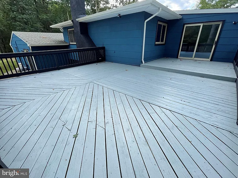 802 Salem Ct — Photo 33