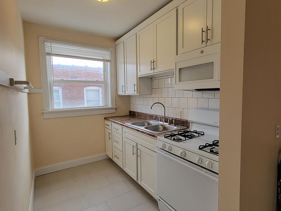 1st image of 4964 Mardel Ave