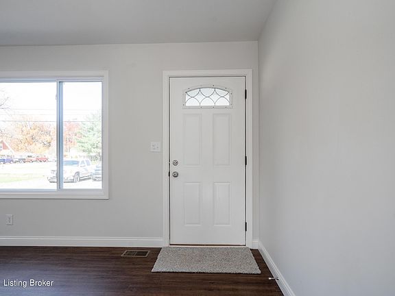 4th image of 5914 Ashby Ln