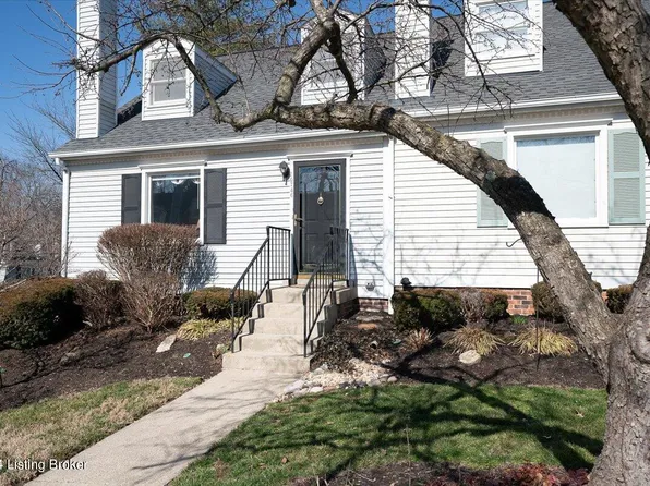 10746 Colonial Woods Ct, Louisville, KY 40223