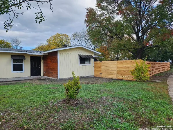 8002 Cedar View, San Antonio, TX 78213