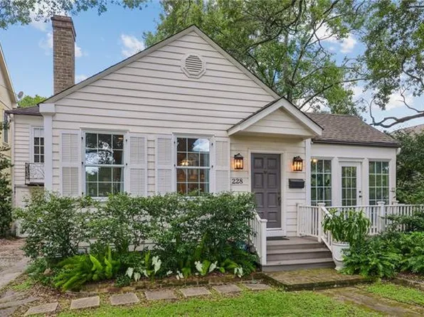 228 Fairway Dr, New Orleans, LA 70124