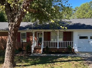 136 Hodges Mill Rd, Hartwell, GA 30643