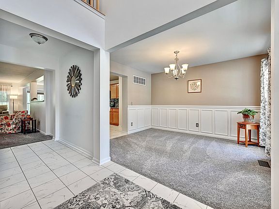 5th image of 2155 Conistan Ct