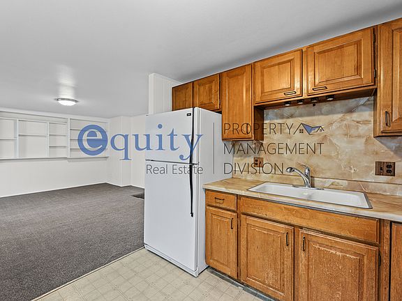5th image of 4305 S Phillips Ln