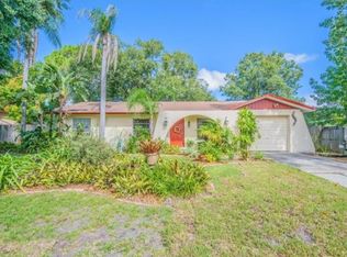 6321 Frost Dr, Tampa, FL 33625