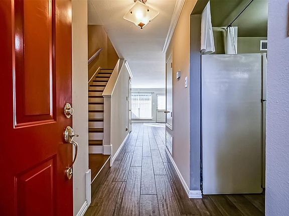 4th image of 6406 Ferris Dr #18