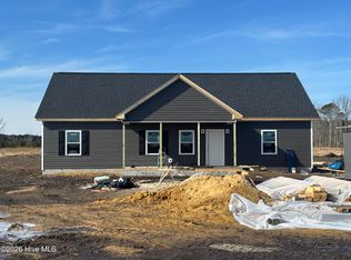 858 Middle Swamp Rd, Corapeake, NC 27926