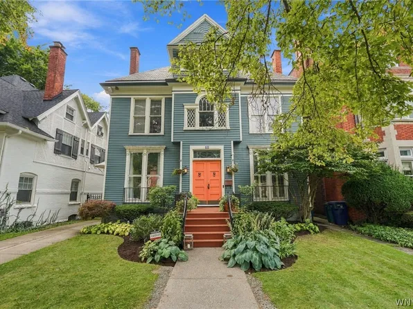 22 Oakland Pl, Buffalo, NY 14222