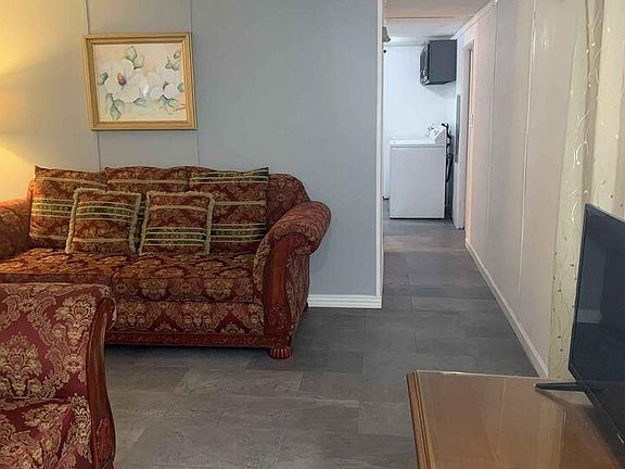 5th image of 1812 Whitewood Dr