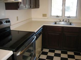 16 Fox Ln, Greenwich, CT 06830