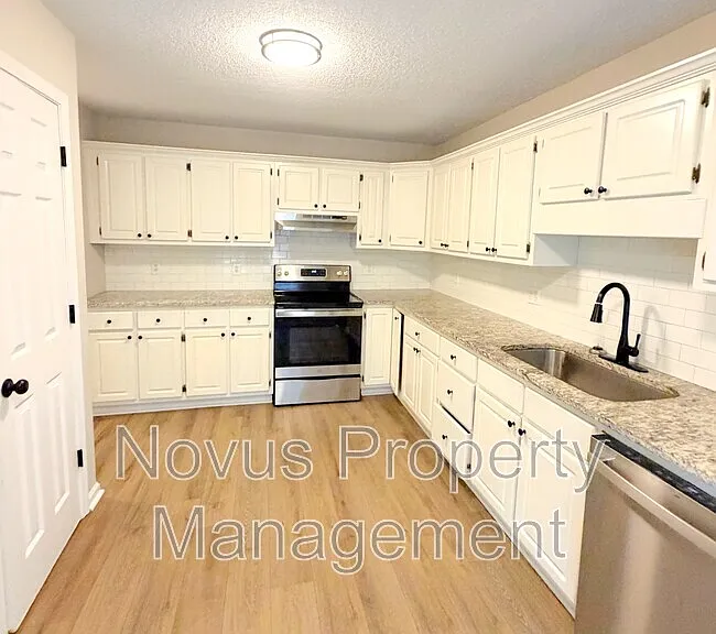 177 Melleray Ct — Photo 8