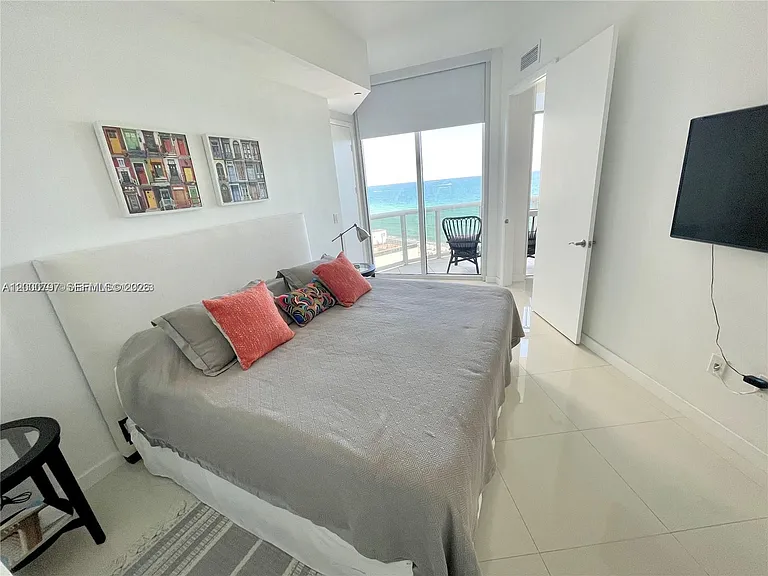 15811 Collins Ave #803 — Photo 17
