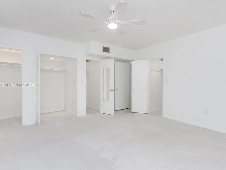 60 Park Dr #C — Photo 9