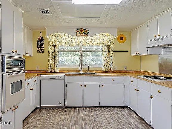 Kitchen Waterview